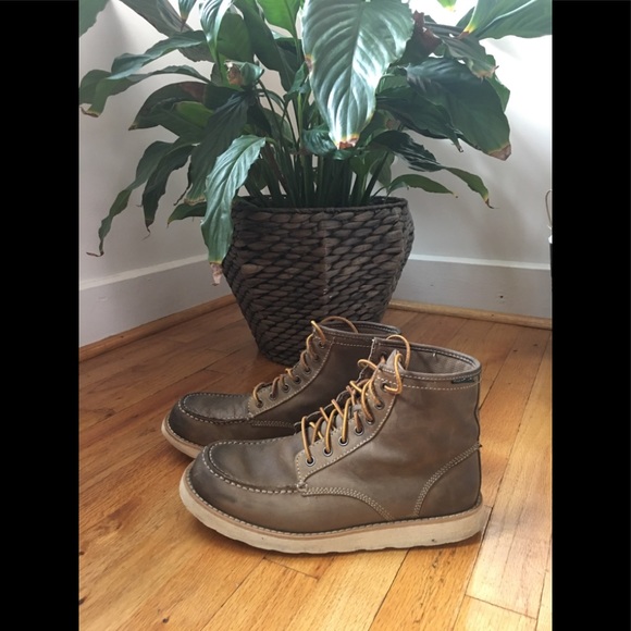 eastland moc toe boots